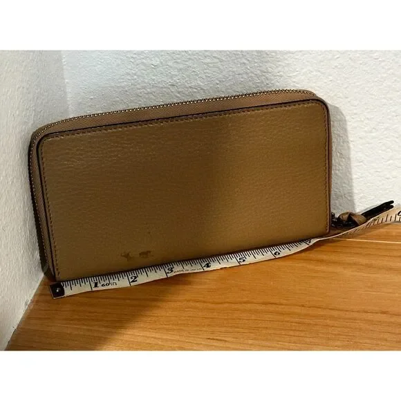 Tory Burch Harper Leather Wristlet in Vintage Camel EUC - Picture 3 of 6